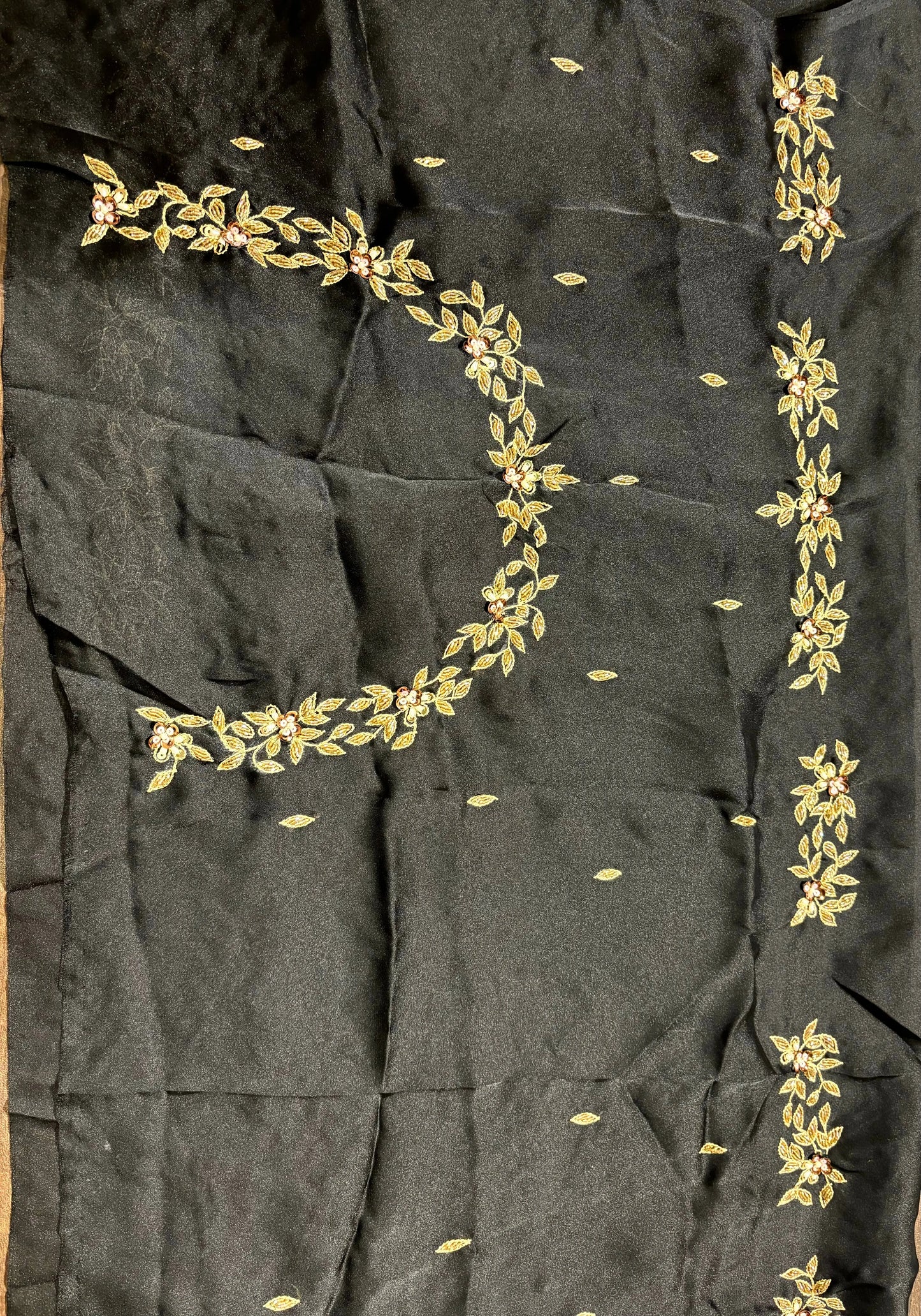 Black Crepe Silk Badan Pe Sitare Cocktail Saree kreationbykj