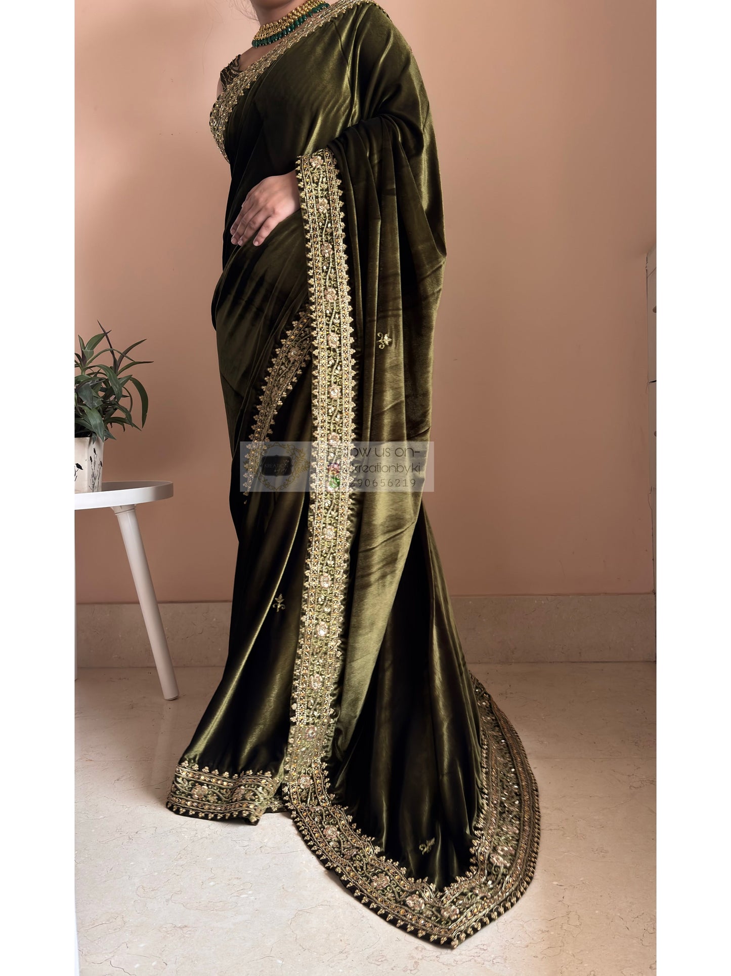Mehendi Green Velvet Zarina Saree for Wedding Kreation by KJ