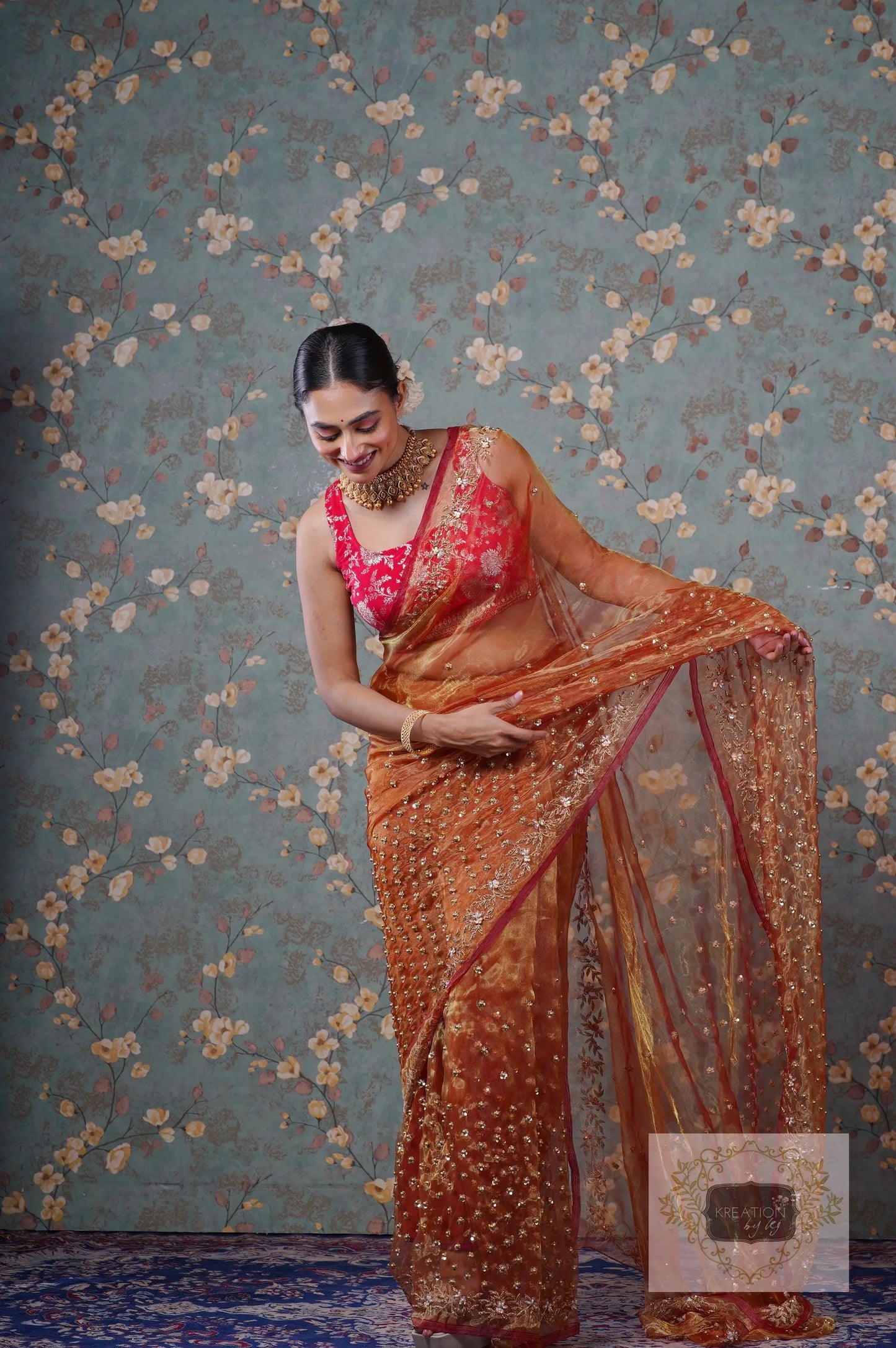 Liquid Gold Glass Tissue Badan Pe Sitare Saree kreationbykj