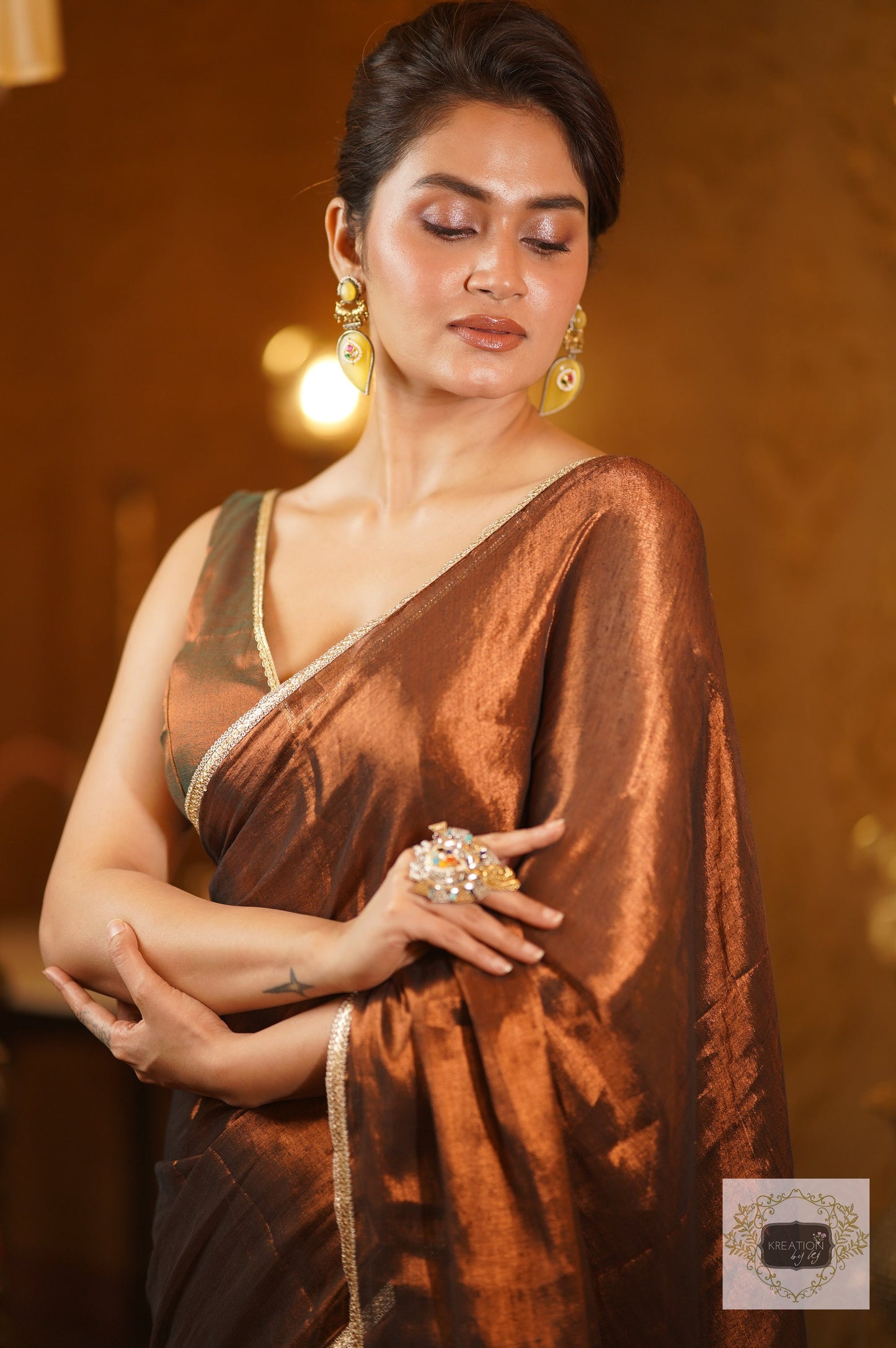 Bhavya Mul Tissue Saree kreationbykj