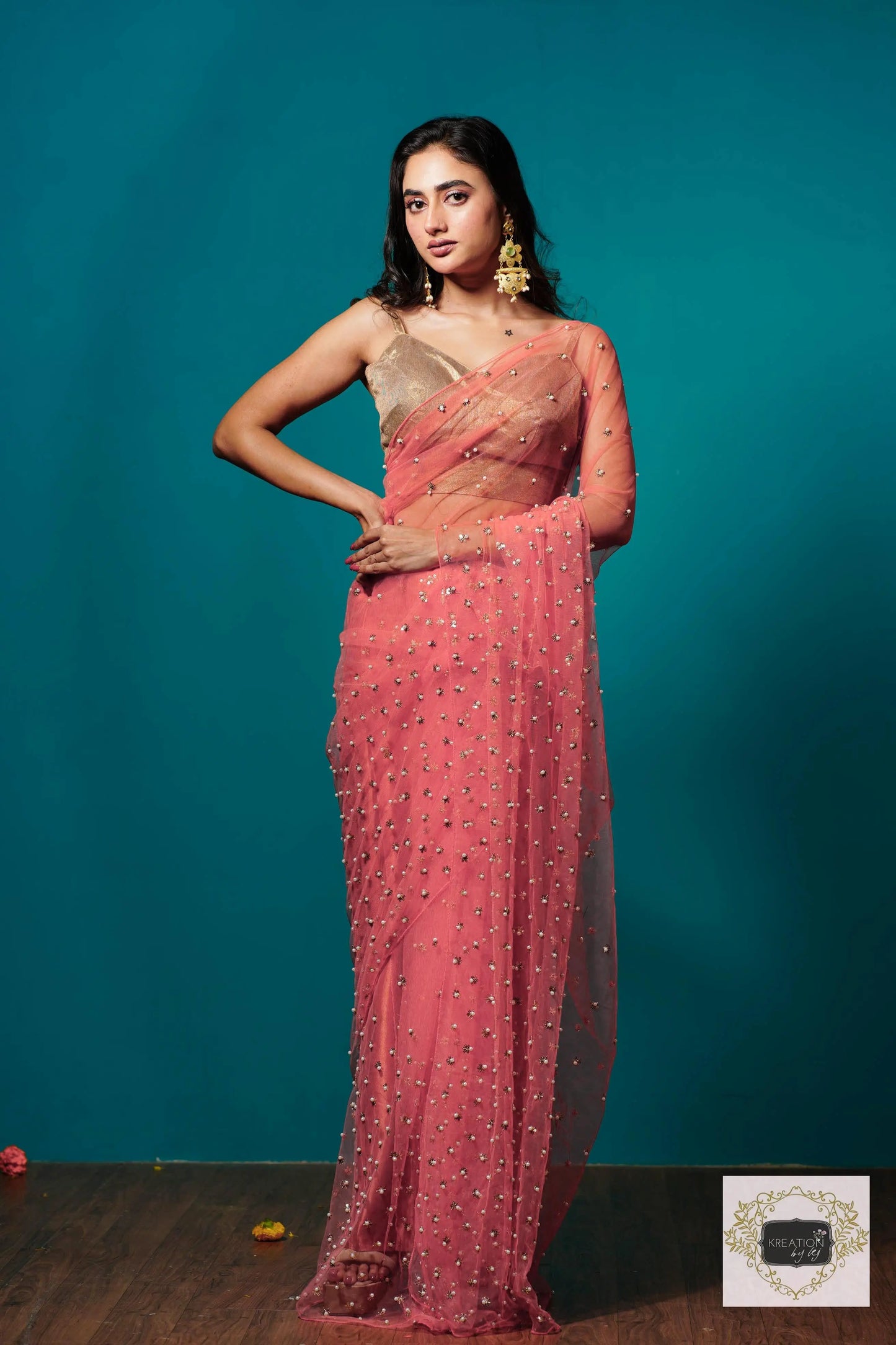 Coral jugnoo net Girlish Looking Partywear Saree kreationbykj