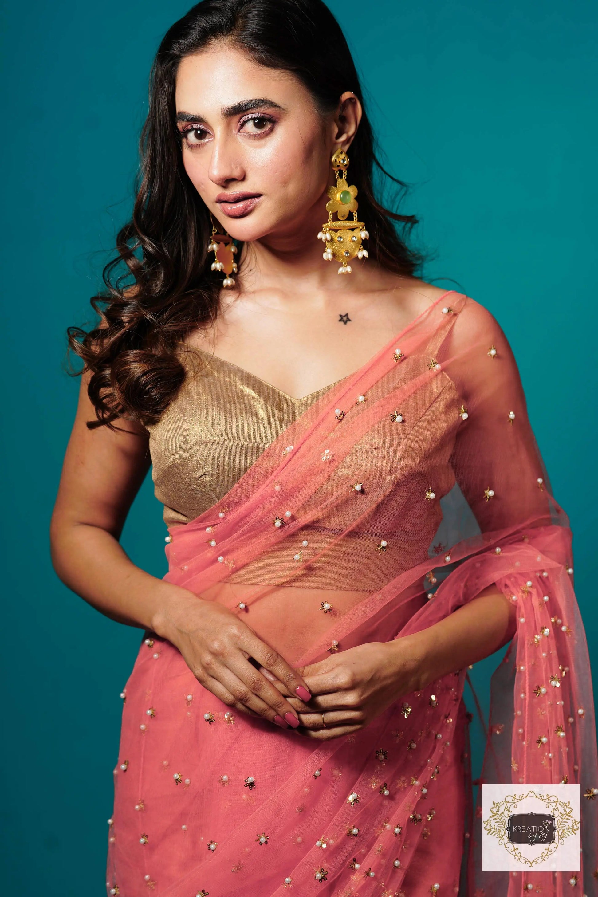Coral jugnoo net Girlish Looking Partywear Saree kreationbykj