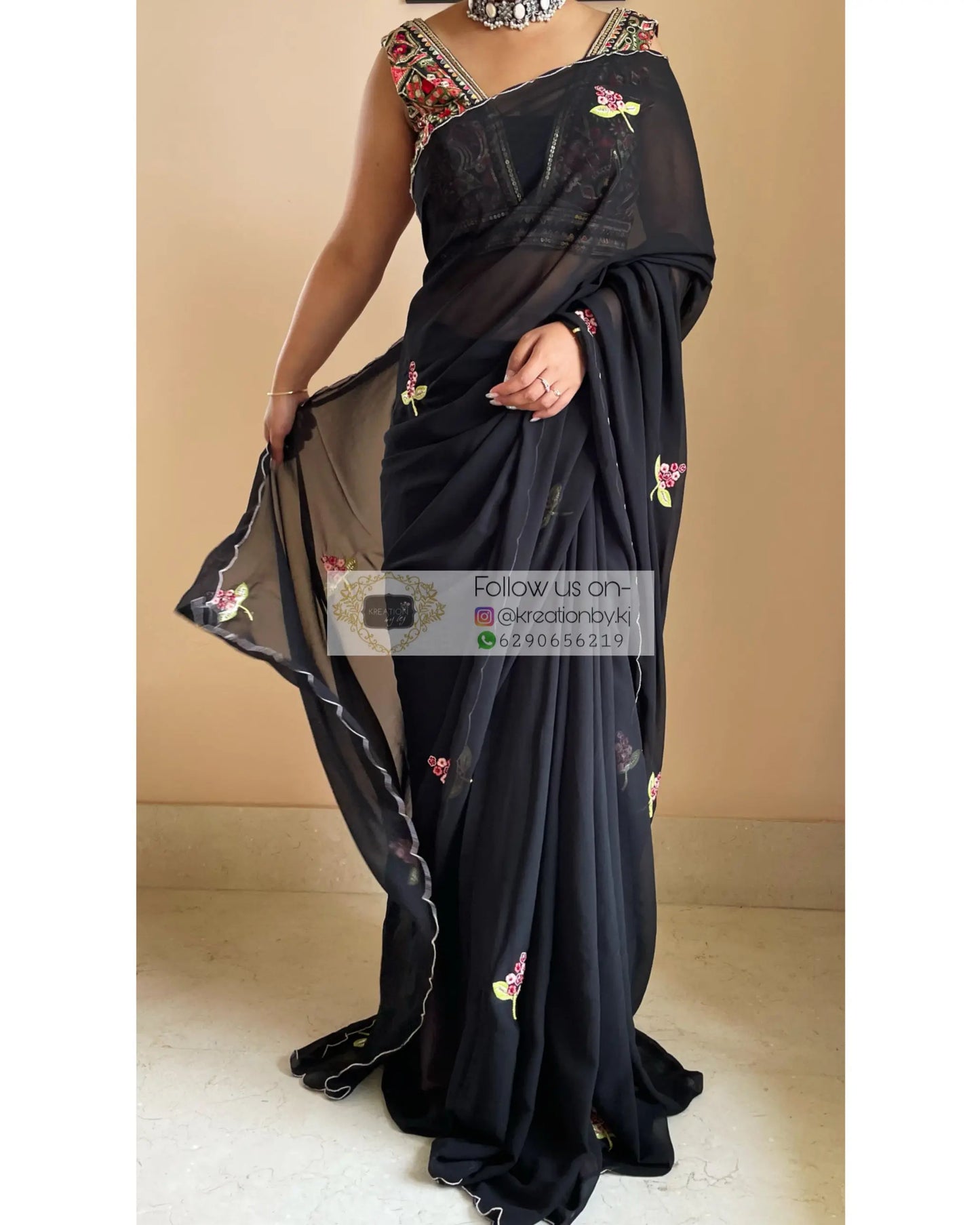 Black Daisies on My Mind Saree - kreationbykj