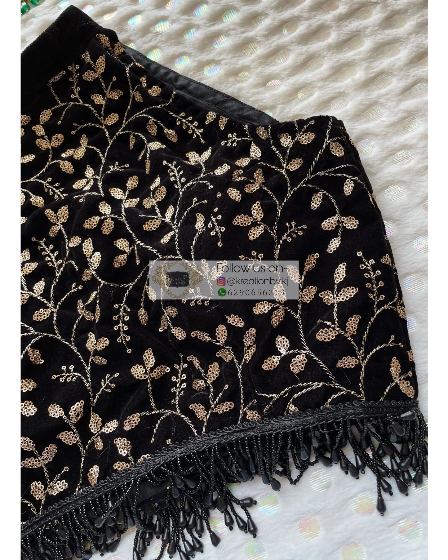 Black Halter Velvet Blouse - kreationbykj