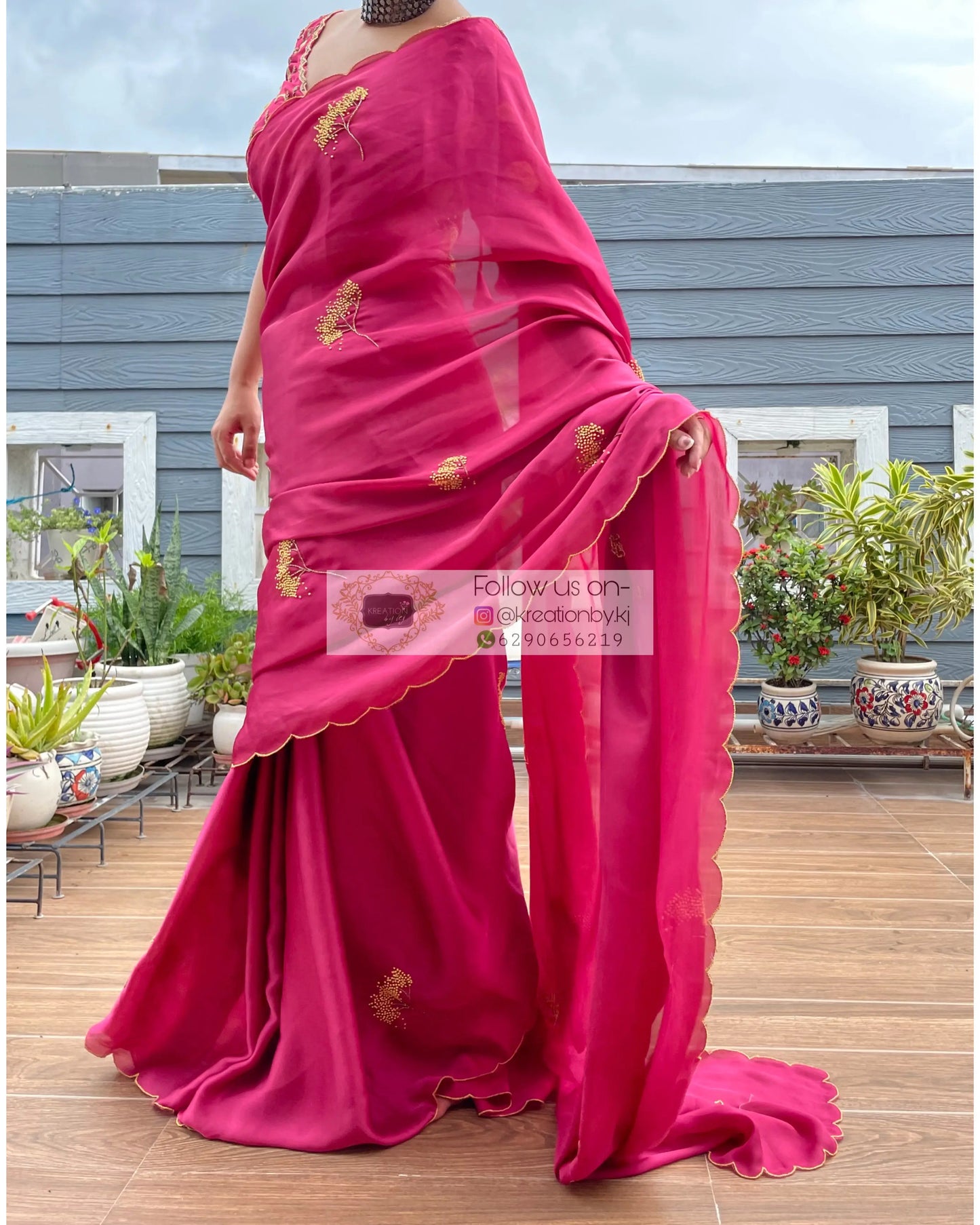 Dandelion Dust Pink Crepe Silk Saree - kreationbykj