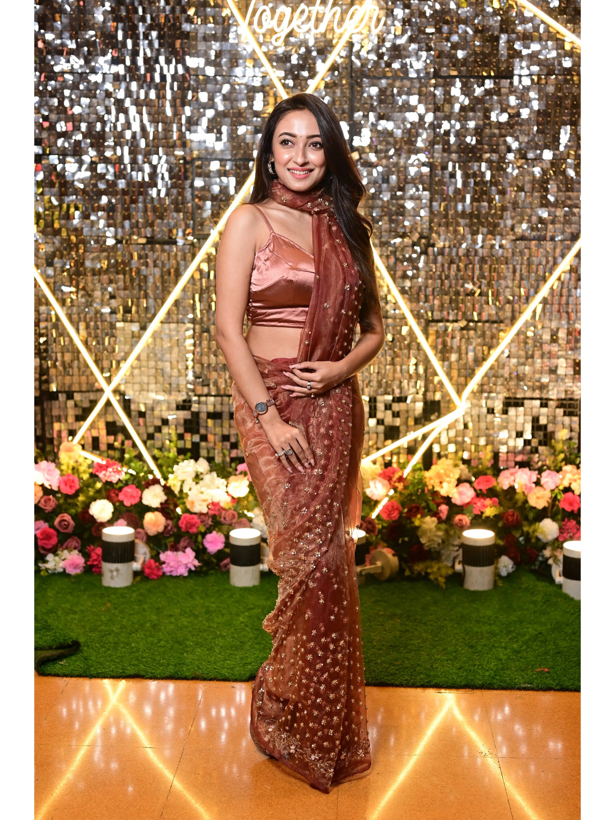 Ayoshi Talukdar in Rose Beige Badan pe Sitare Saree