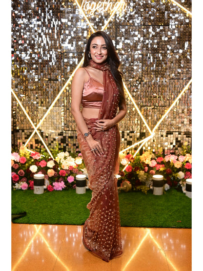 Ayoshi Talukdar in Rose Beige Badan pe Sitare Saree
