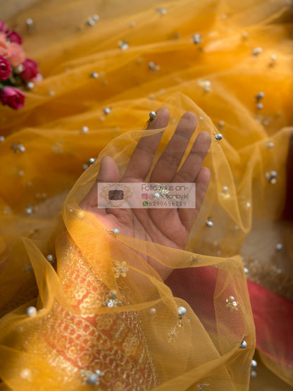 Yellow Jugnoo Banno Saree