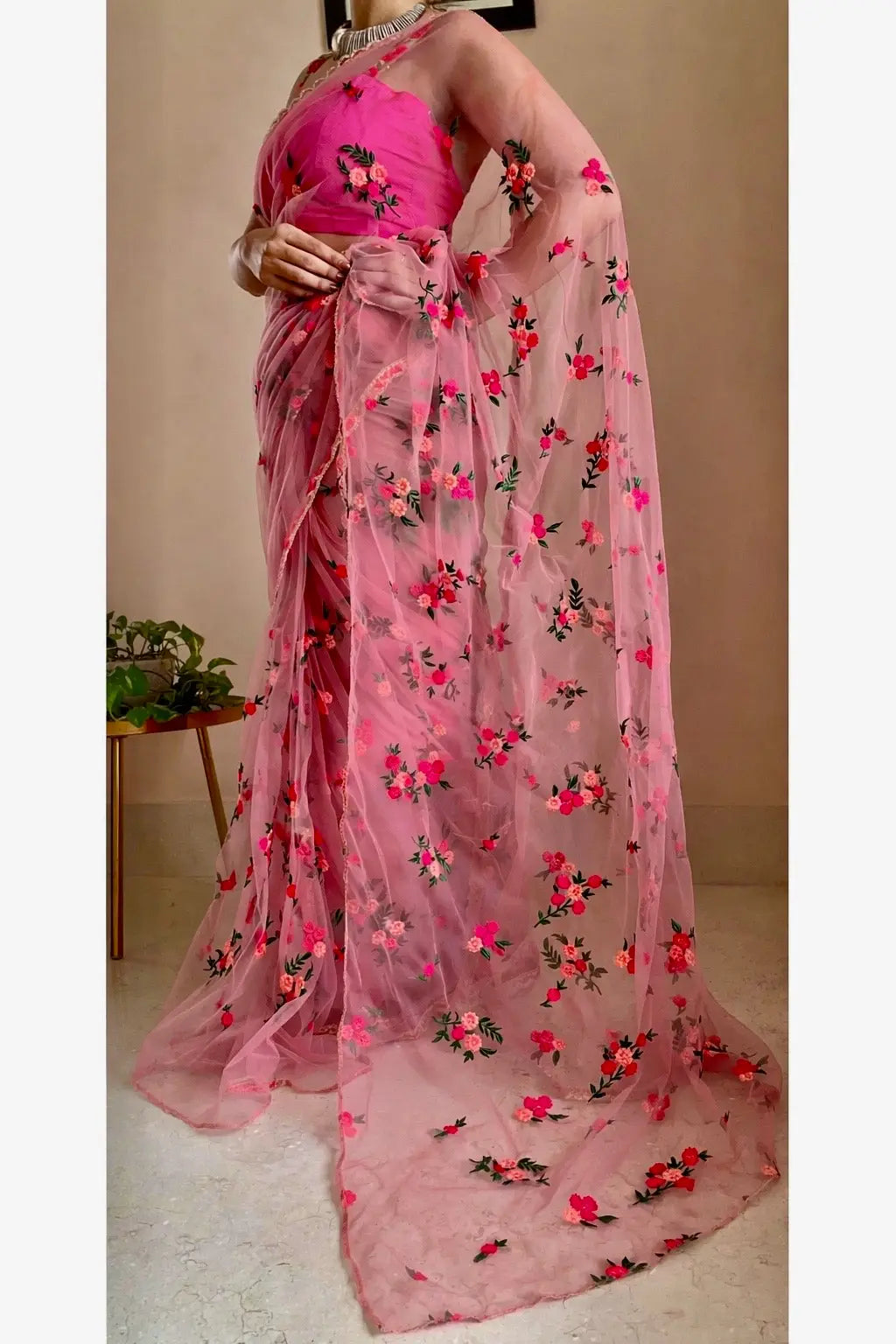 Peach Bouquet of Flowers Net Saree