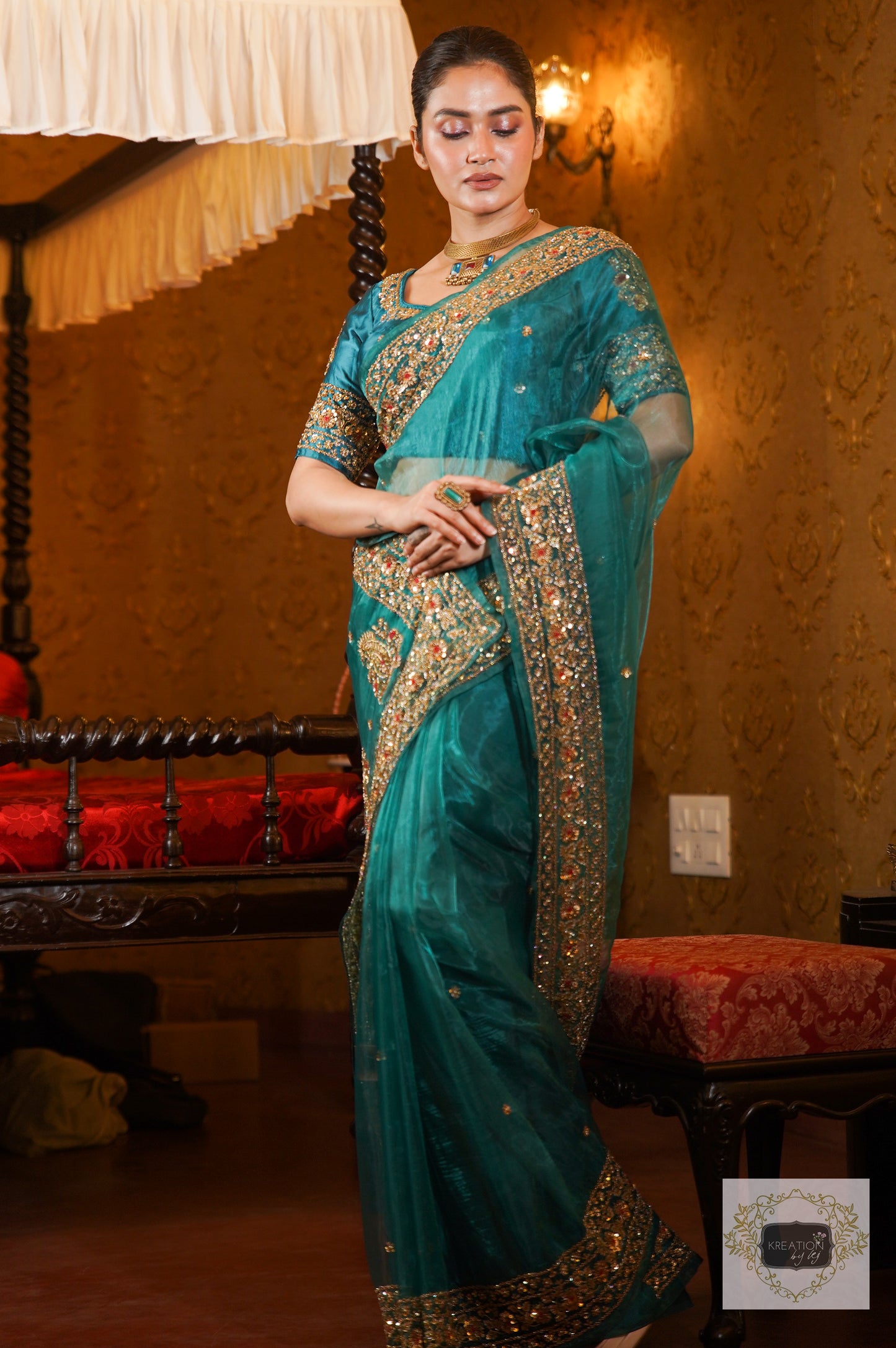 Teal Blue Glass tissue prajoti