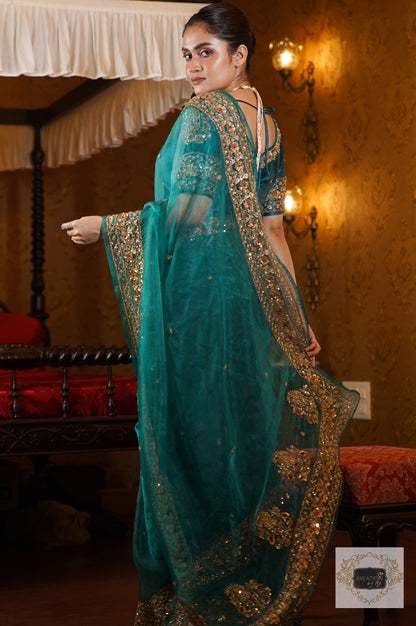 Teal Blue Glass tissue prajoti