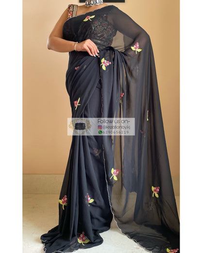 Black Daisies on My Mind Saree - kreationbykj