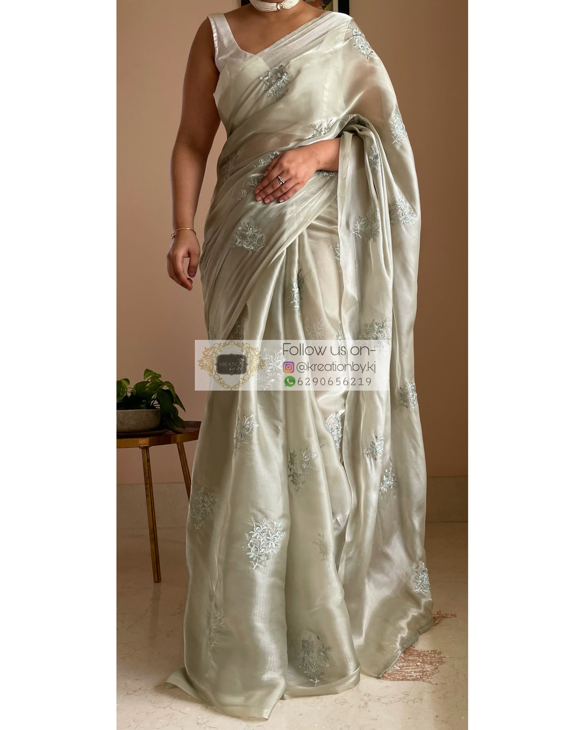 Buy Ash Purple Saree In Organza With Floral Embroidery In Moti, Thread &  Cut Dana KALKI Fashion India