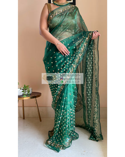 Forest Green Badan pe Sitaare Saree - kreationbykj