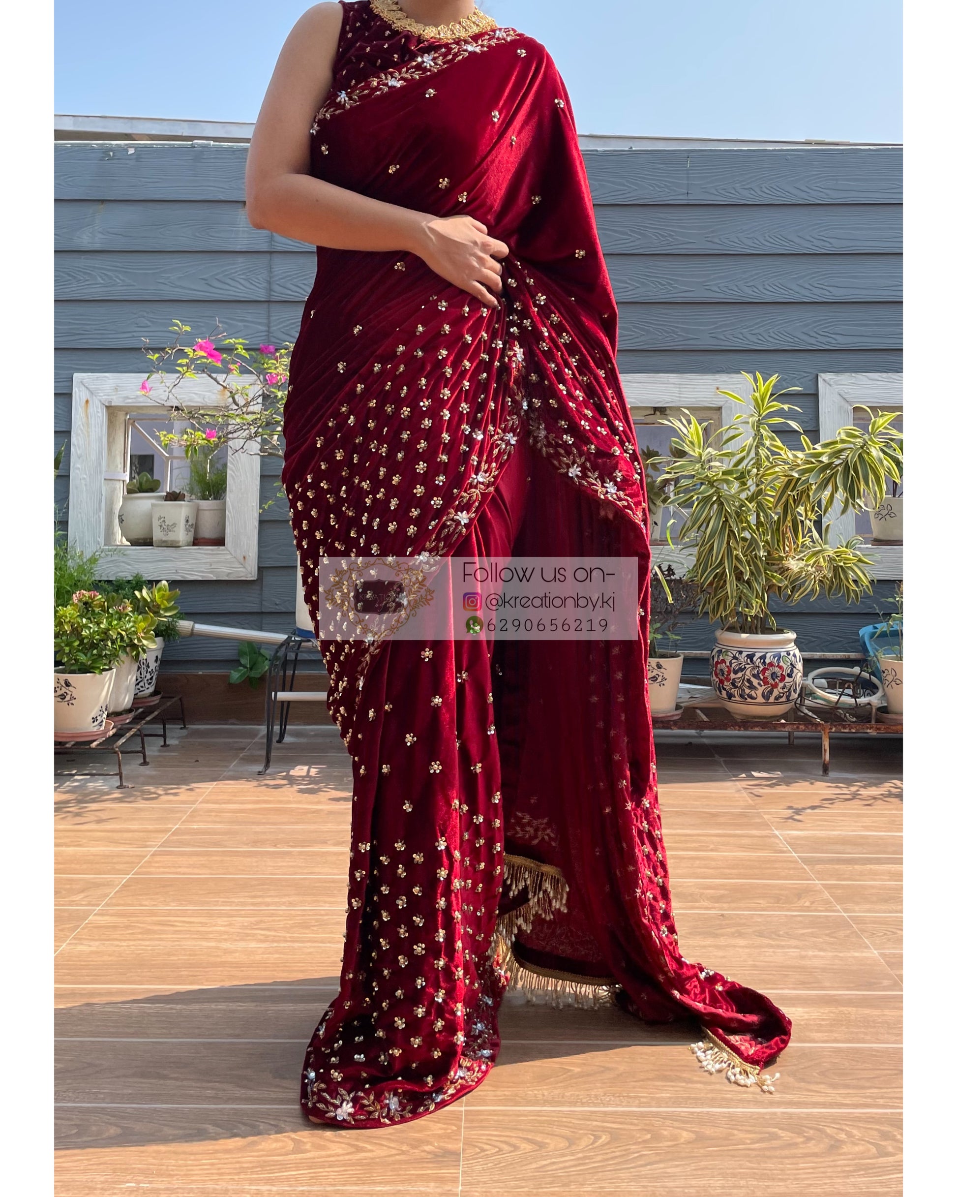 Maroon Velvet Badan pe Sitare Saree - kreationbykj