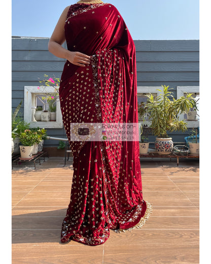 Maroon Velvet Badan pe Sitare Saree - kreationbykj